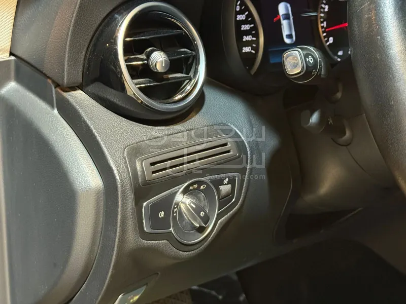 2020 مرسيدس - بنز سي 200