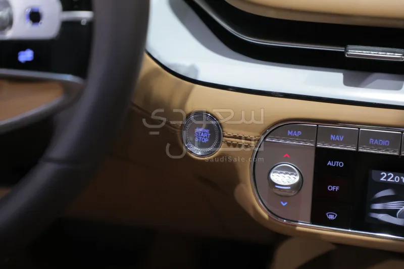 2024 جينيسيس جي 90