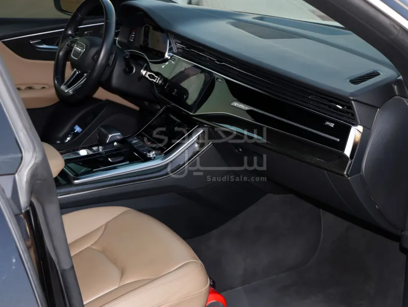 2019 اودي كيو 8 كواترو 55 تي اف اس اي