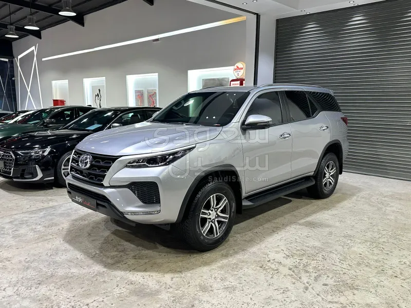 2026 تويوتا فورشنر جي اكس