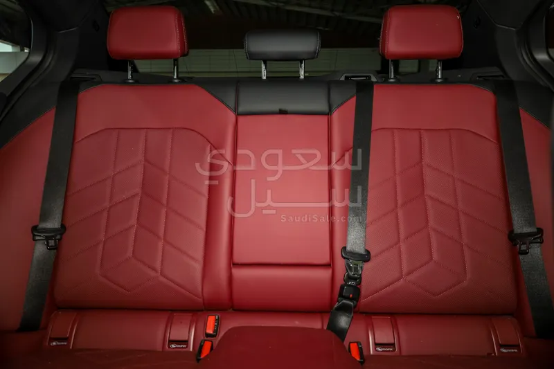 2025 بي ام دبليو الفئة الخامسة 520 أي