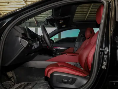 2025 بي ام دبليو الفئة الخامسة 520 أي