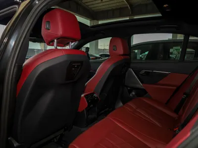 2025 بي ام دبليو الفئة الخامسة 520 أي