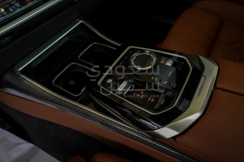 2026 بي ام دبليو الفئة السابعة 735أي