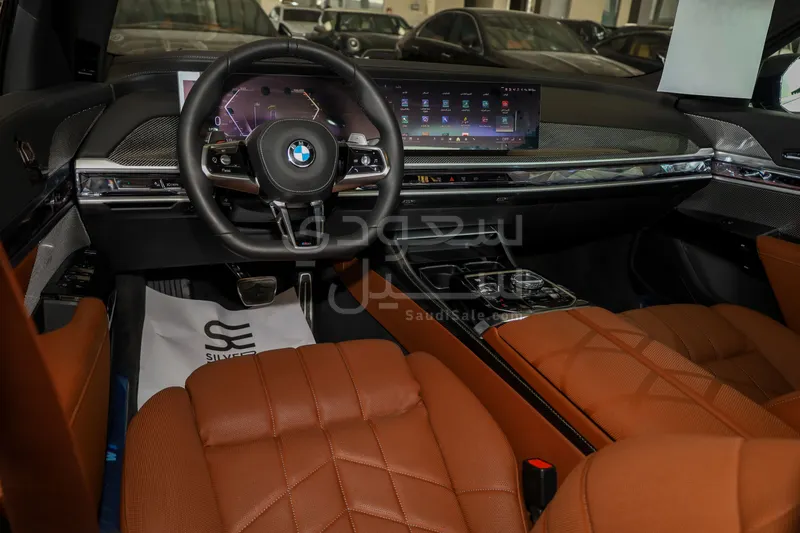 2026 بي ام دبليو الفئة السابعة 735أي