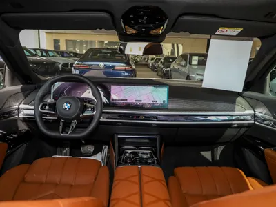 2026 بي ام دبليو الفئة السابعة 735أي