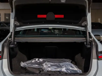 2026 بي ام دبليو الفئة السابعة 735أي