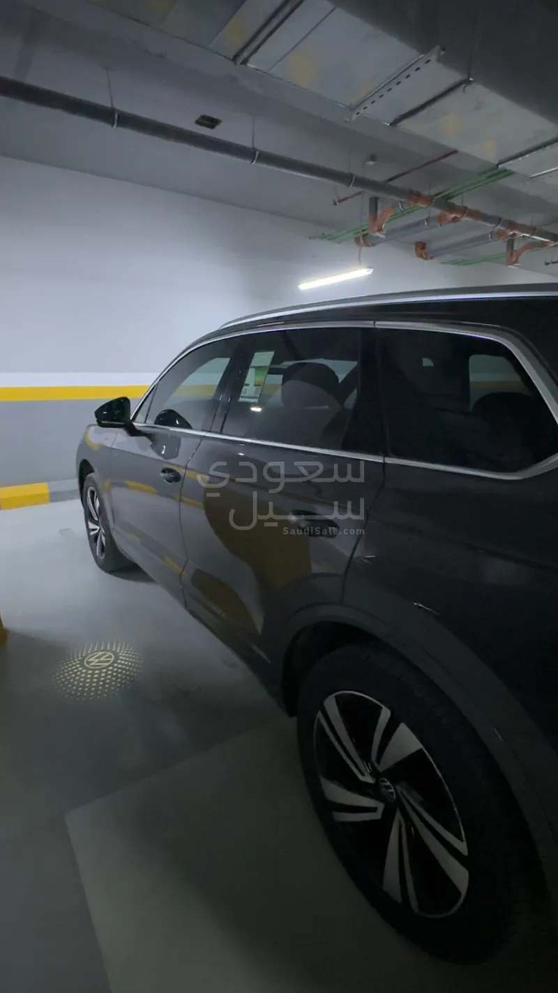 2024 فولكس واجن طوارق أر - لاين