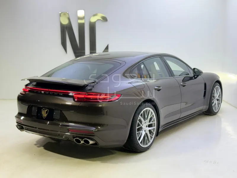 2020 بورش بانميرا