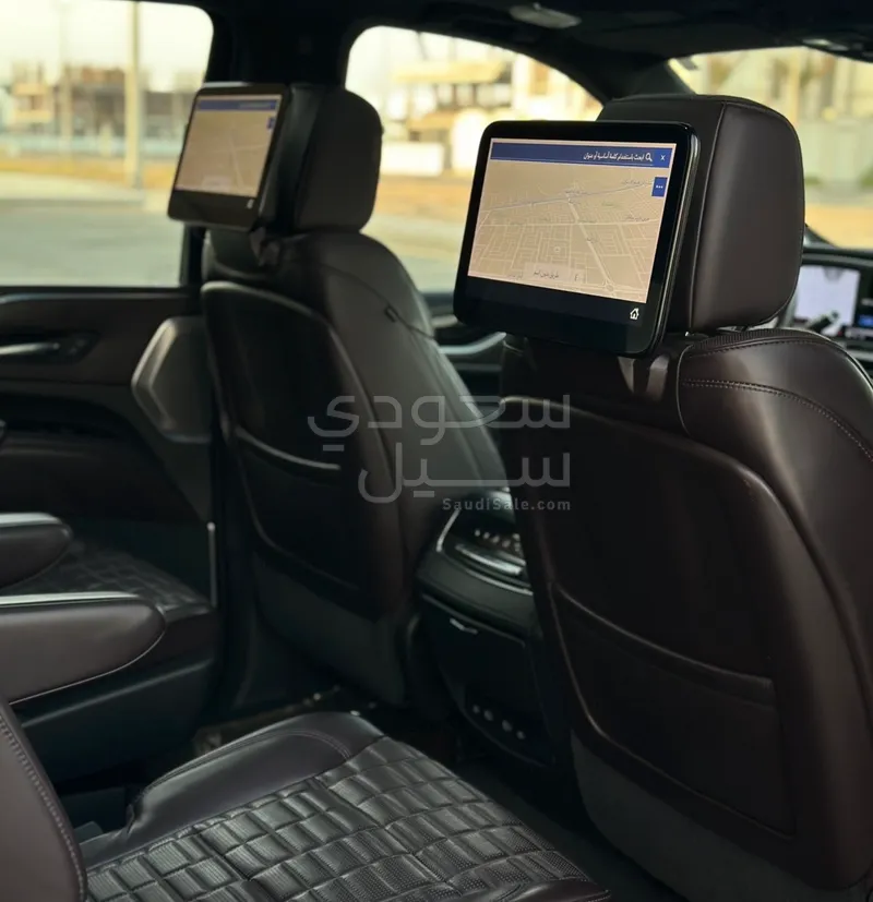 2021 كاديلاك اسكاليد بلاتينيوم