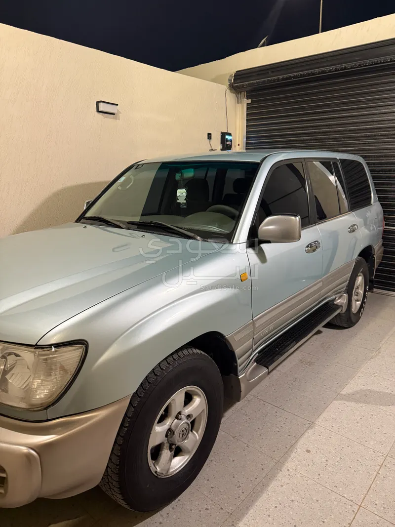 2001 تويوتا لاند كروزر في اكس ار