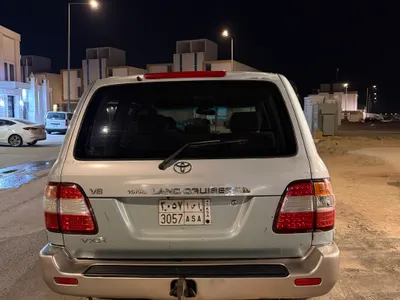 2001 تويوتا لاند كروزر في اكس ار