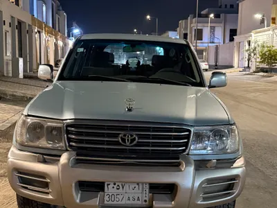 2001 تويوتا لاند كروزر في اكس ار