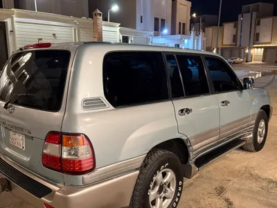 2001 تويوتا لاند كروزر في اكس ار