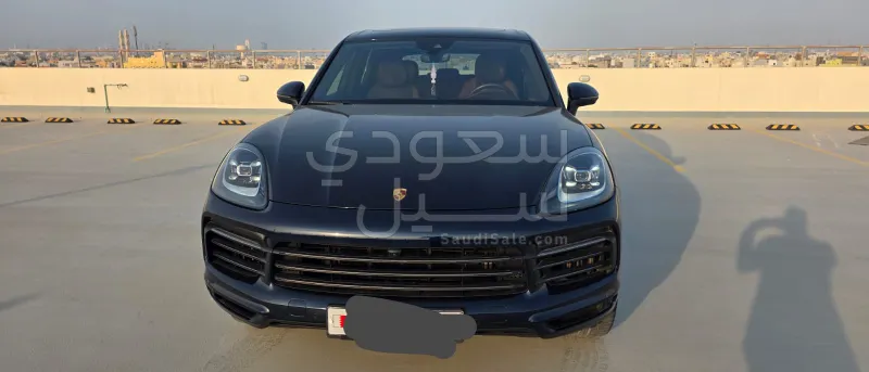 2023 Porsche Cayenne Platinum edition