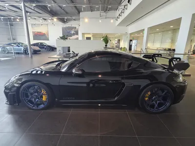 2024 بورش 718 جي تي 4