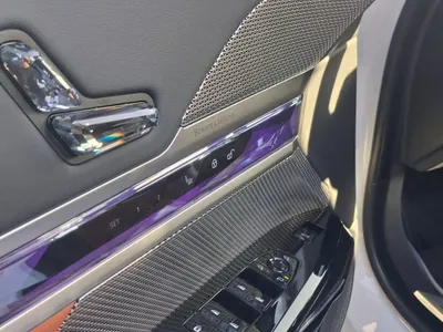 2025 بي ام دبليو الفئة السابعة 735أي