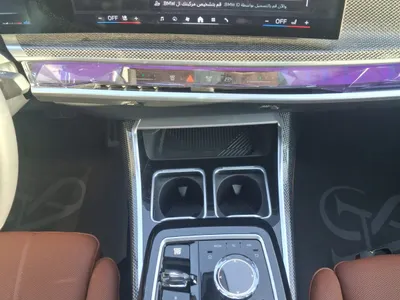 2025 بي ام دبليو الفئة السابعة 735أي