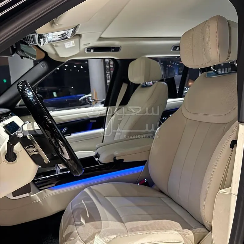 2024 لاند روفر رينج روفر اوتوبيوغرافي