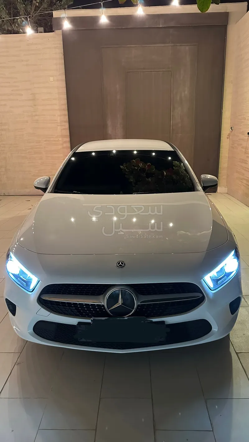 2020 مرسيدس - بنز أي 220