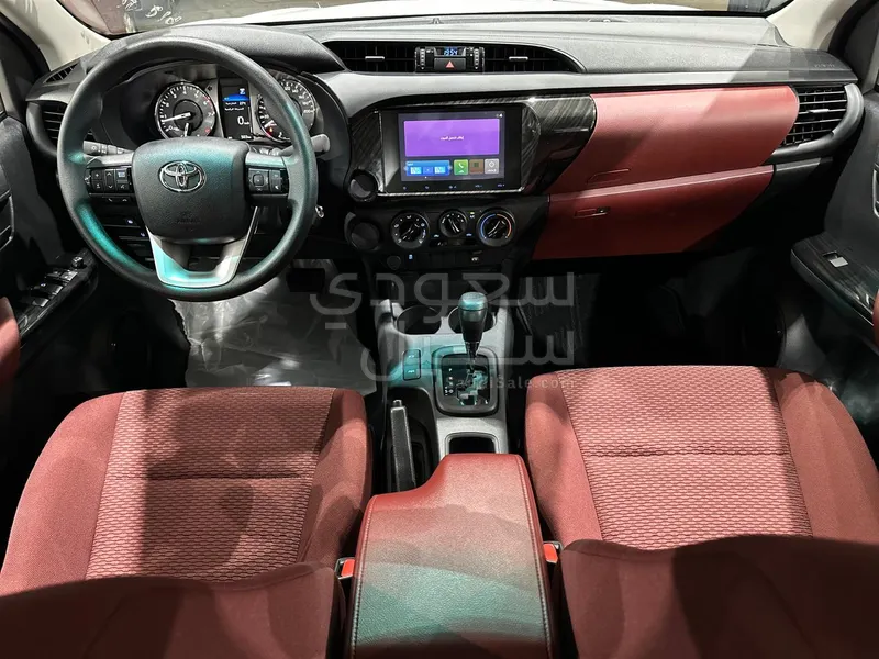 2026 Toyota Hilux GLX