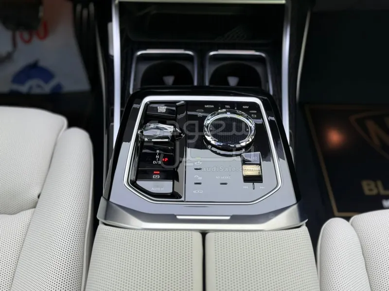 2026 بي ام دبليو الفئة السابعة 735أي