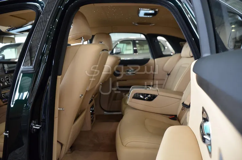 2025 رولز رويس قوست