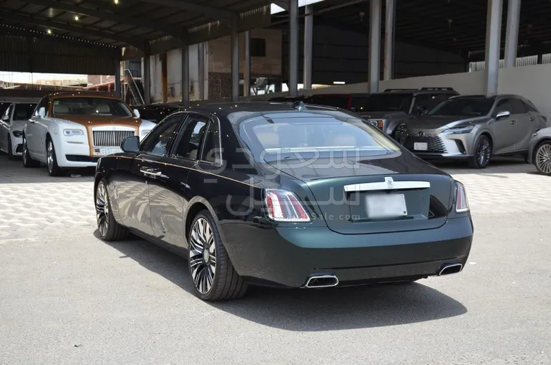 2025 رولز رويس قوست