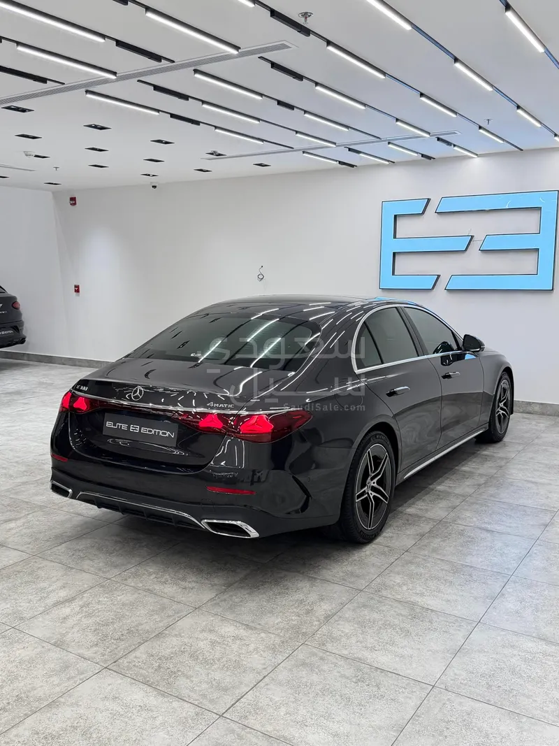 2024 مرسيدس - بنز إي 300 أي إم جي