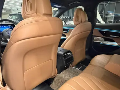 2024 مرسيدس - بنز إي 300 أي إم جي