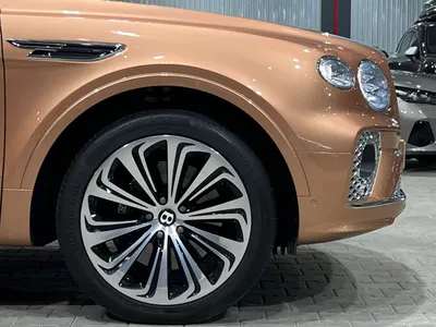 2021 بنتلي بنتايجا الاصدار الاول