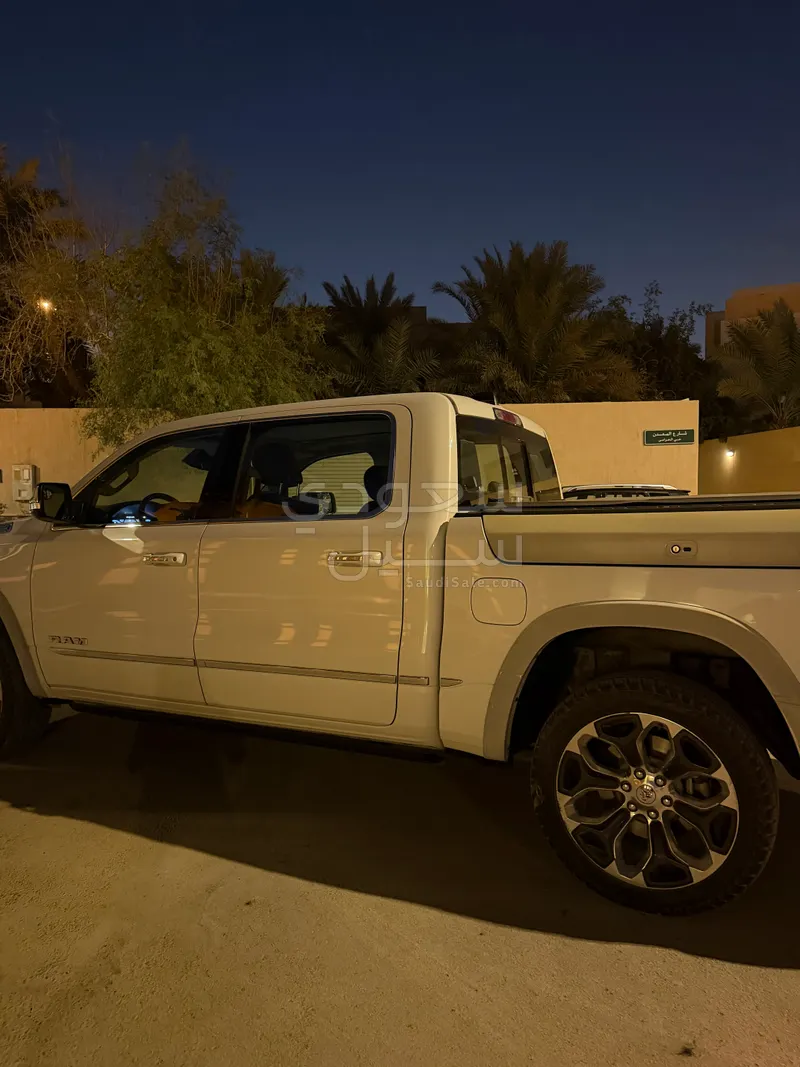2020 دودج رام 1500 ليمتد