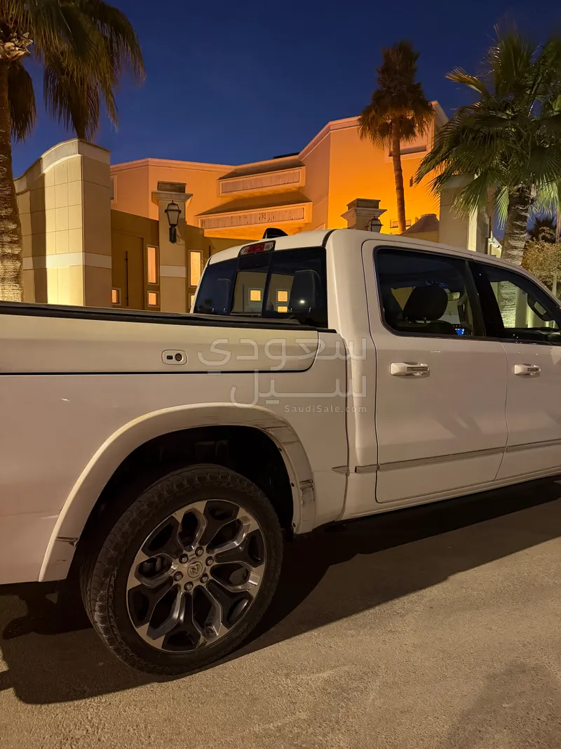 2020 دودج رام 1500 ليمتد