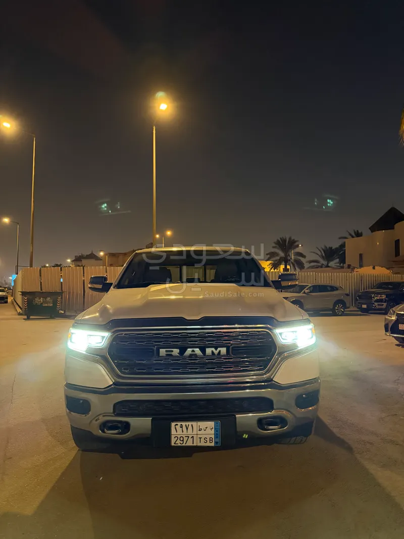 2020 دودج رام 1500 ليمتد