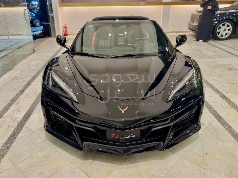 2025 شفروليه كورفيت زد او 6