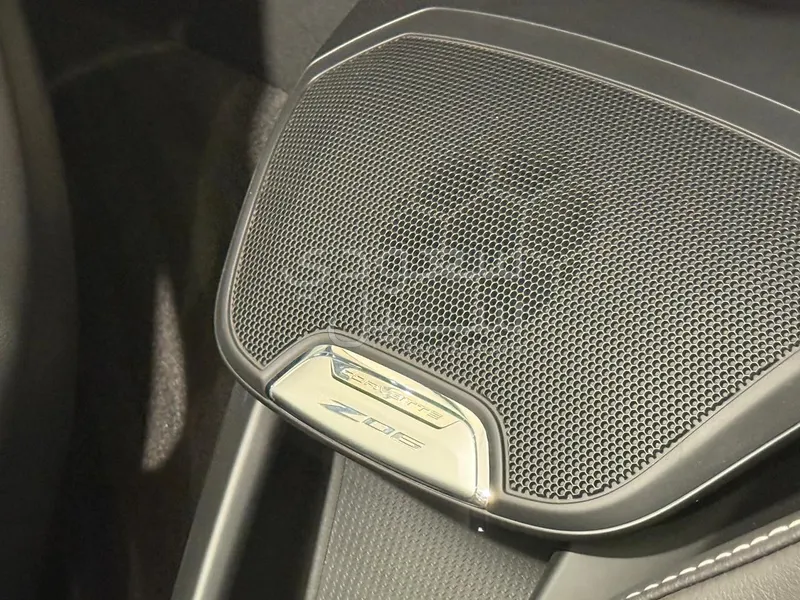 2025 شفروليه كورفيت زد او 6