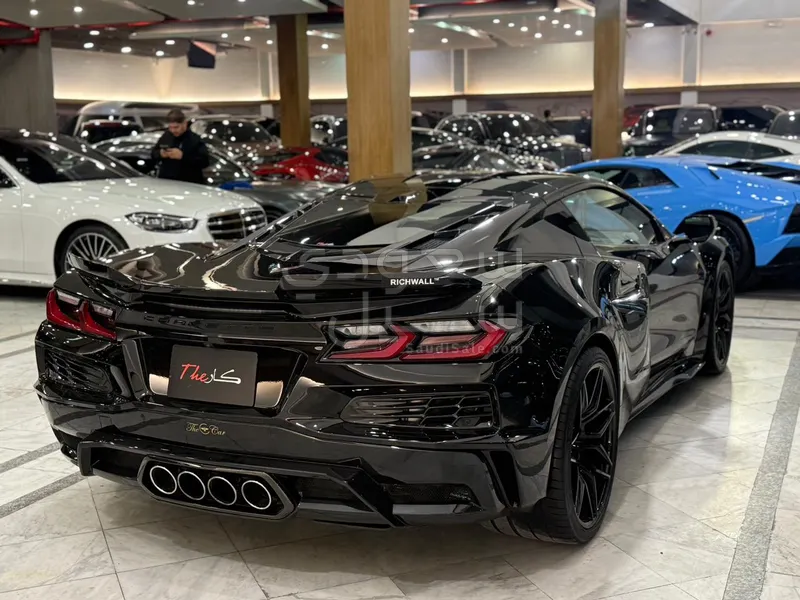 2025 شفروليه كورفيت زد او 6