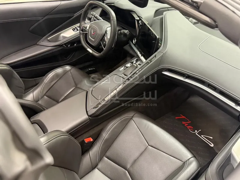 2025 شفروليه كورفيت زد او 6