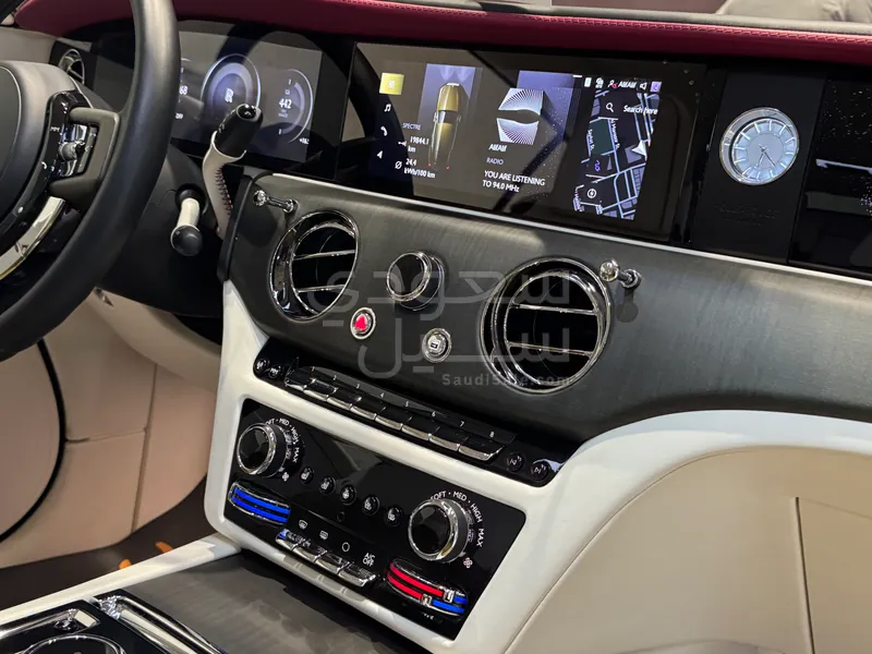 2024 رولز رويس سبيكتر