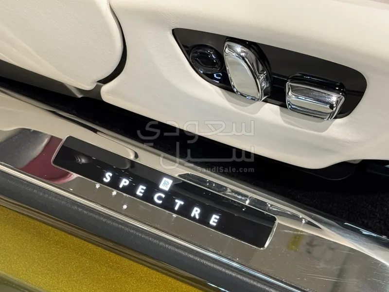 2024 رولز رويس سبيكتر