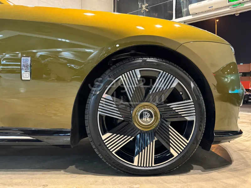 2024 رولز رويس سبيكتر