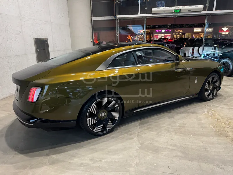 2024 رولز رويس سبيكتر