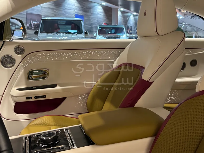 2024 رولز رويس سبيكتر