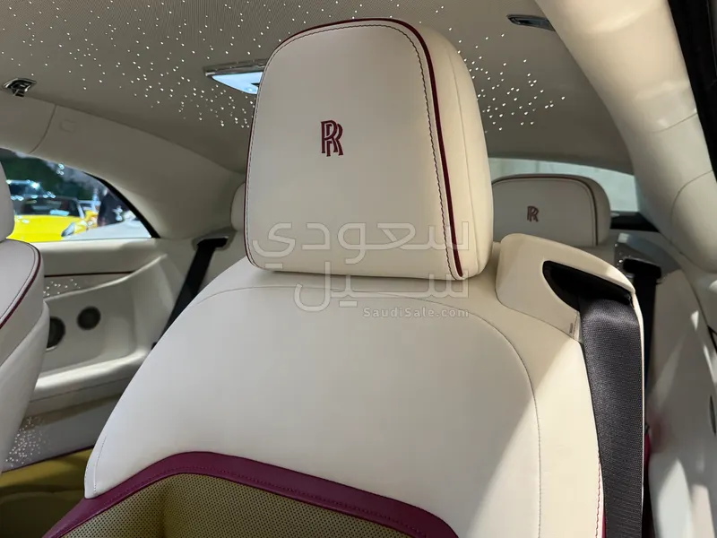 2024 رولز رويس سبيكتر