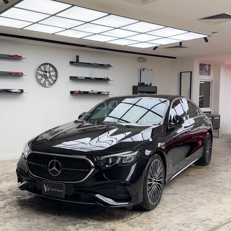 2025 مرسيدس - بنز إي 200 أي إم جي