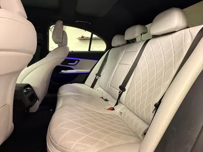 2025 مرسيدس - بنز إي 200 أي إم جي