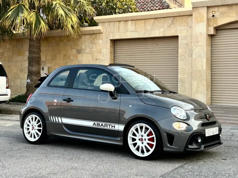 2020 فيات ابارث