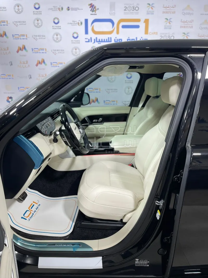 2025 لاند روفر رينج روفر اوتوبيوغرافي