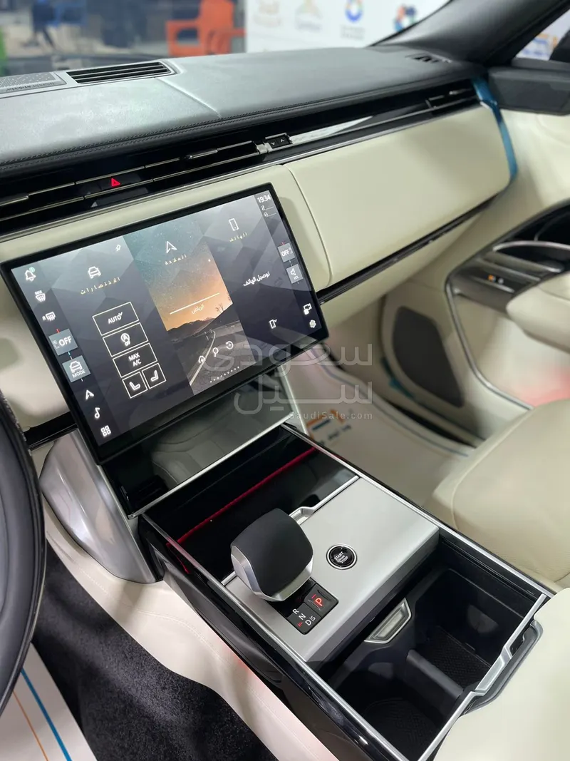 2025 لاند روفر رينج روفر اوتوبيوغرافي