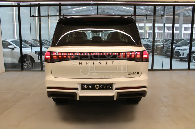 2025 انفينيتي كيو اكس 80